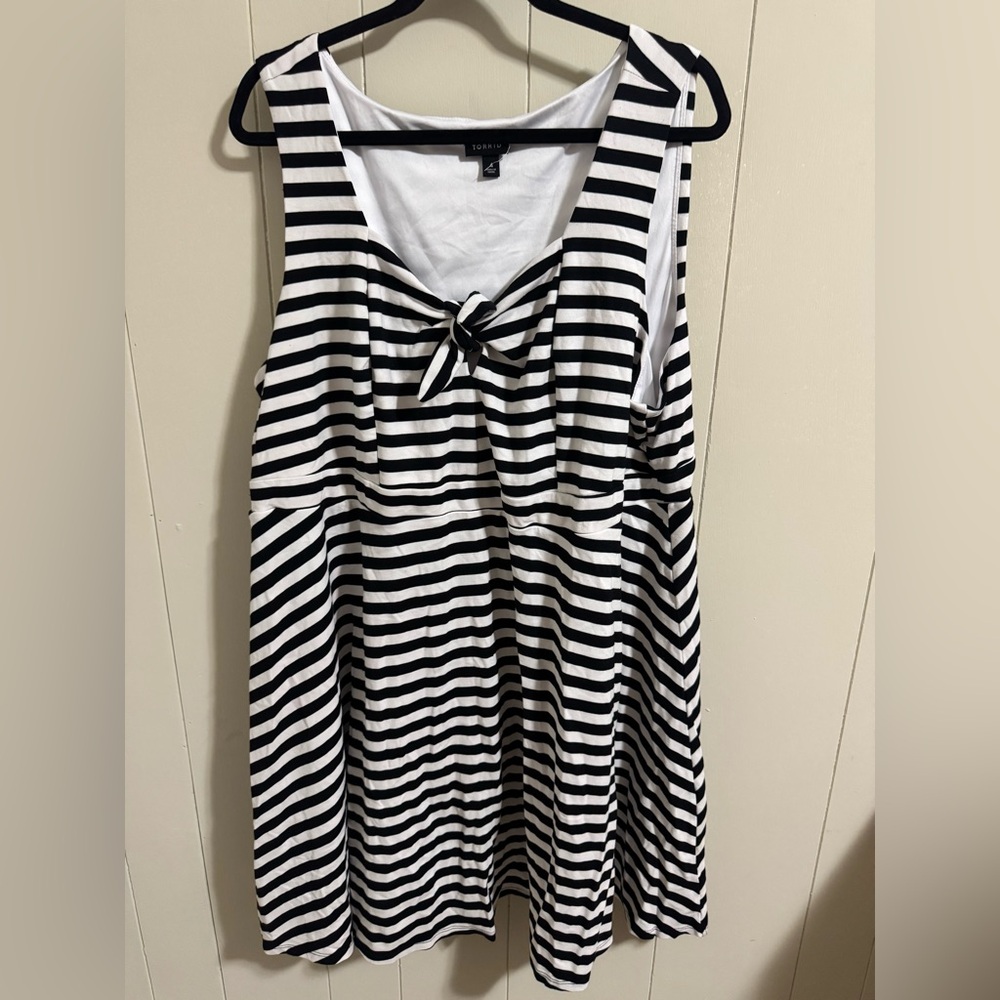 Torrid Black and White Striped Retro Dress 4 4x 26/28